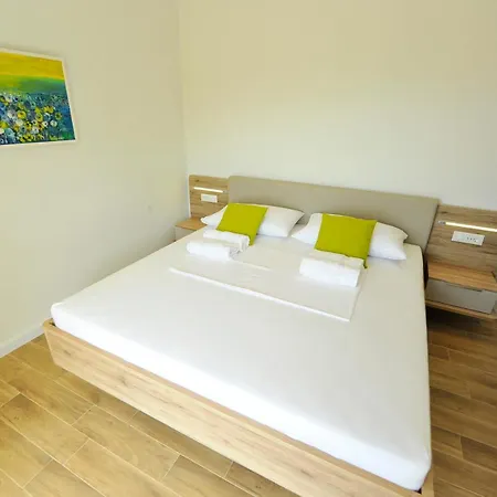 Apartman Marta *